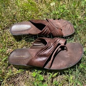 Brown BareTraps sandals size 9/40. Never worn.